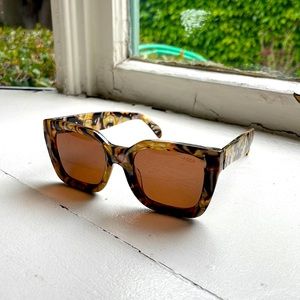 Alden Anthropologie Polarize i-sea sunglasses